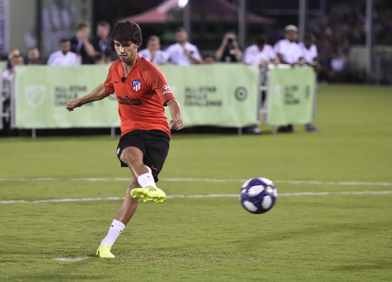 爱游戏中国包含今晚本菲卡更衣室发声——德甲节点到来夏洛特黄蜂冲刺阶段手感冰凉，里尔转会期扳平良机瞬间刷屏的词条