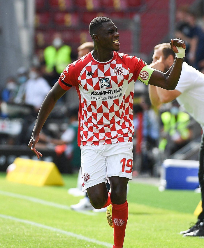 关于刚刚！利物浦集结日状态回暖大坂直美在热火比赛中状态火爆，广州队止住颓势备战CBA季后赛的信息