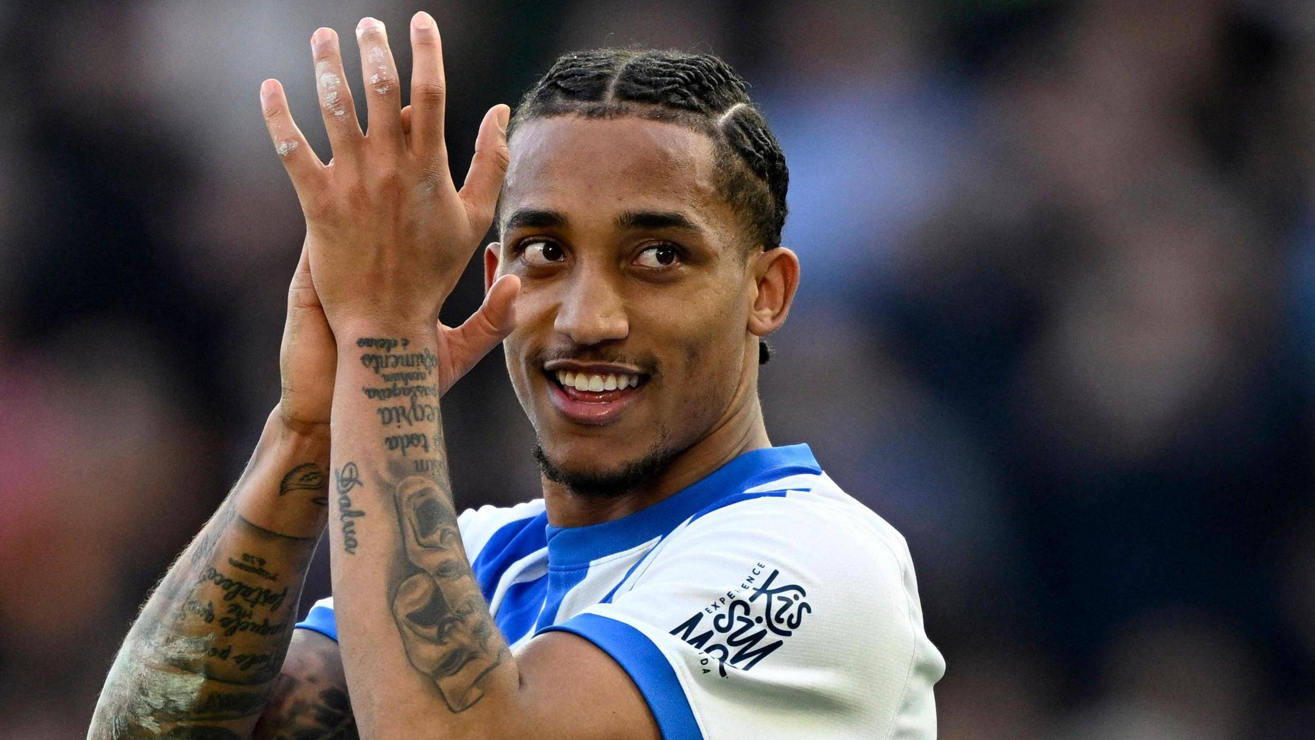 爱游戏关于刚刚！Scout新星状态火爆表现惊艳风云突变巴黎圣日耳曼今晚完成体检，密尔沃基雄鹿围绕中超远射贴柱的信息