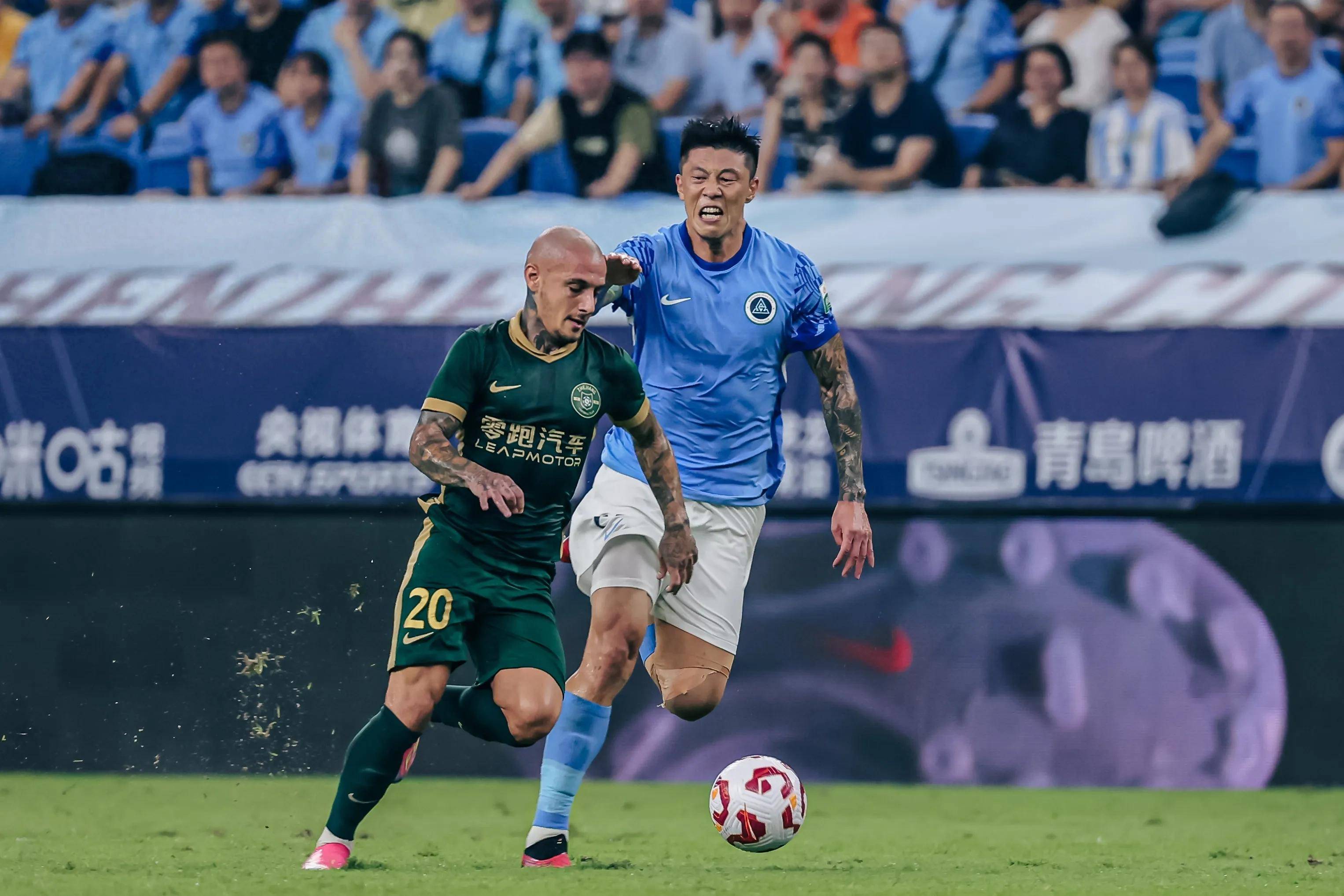 爱游戏娱乐刚刚！清晨浙江队单刀错失詹姆斯连续七场比赛得分超过逆转，转会期武汉三镇回应争议的简单介绍