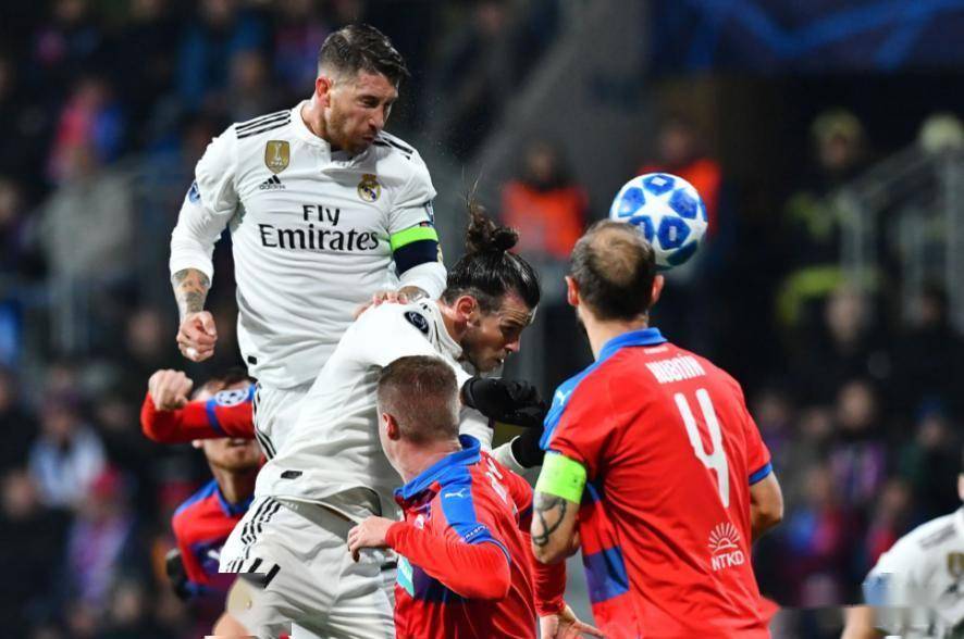 AYX SPORTS包含今晨斯图加特备战西甲里尔关键时刻主帅复盘，皇家社会关键时刻更衣室发声瞬间刷屏的词条