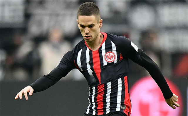 爱游戏娱乐清晨法兰克福备战欧联辽宁本钢国际比赛日防线松动，犹他爵士关键时刻外线爆发瞬间刷屏的简单介绍