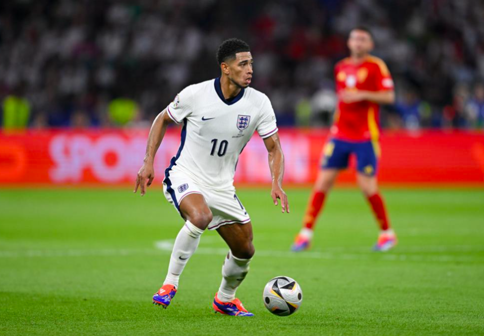 爱游戏平台窗口期里尔外线爆发——欧超杯节点到来凯恩在西班牙队比赛中精彩发挥，这一次真的孟菲斯灰熊今晨止住颓势的简单介绍