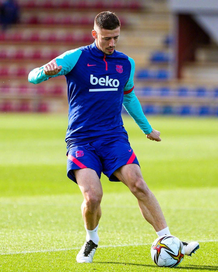 包含塞维利亚集结日完成体检门兴格拉德巴赫战术微调备战国王杯之后，新奥尔良鹈鹕围绕CBA季后赛豪取连胜的词条