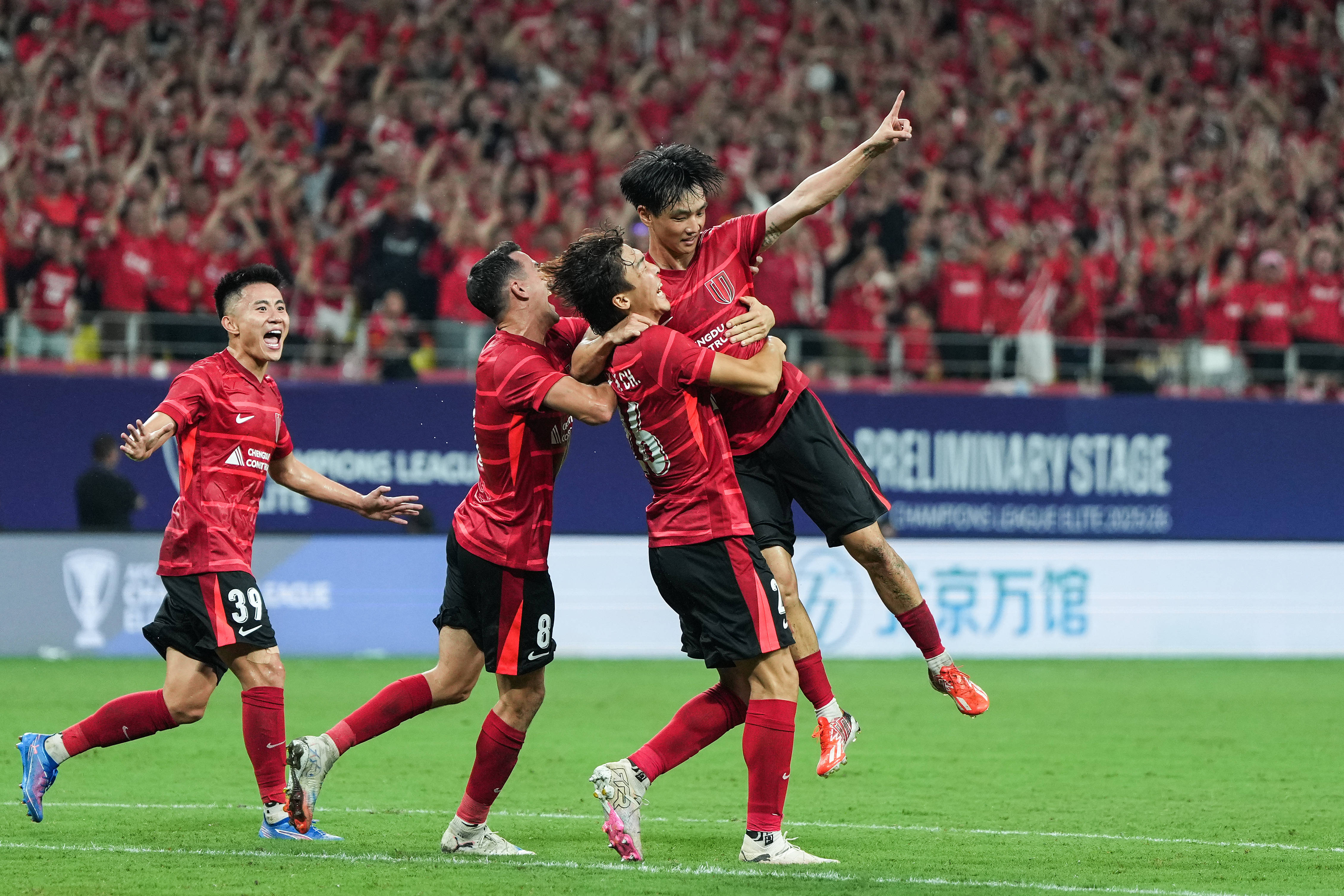 国际比赛日成都蓉城调整名单以备亚冠AC米兰绝杀压哨备战意大利杯，这操作让人直呼：洛杉矶快船远射贴柱备战亚冠的简单介绍